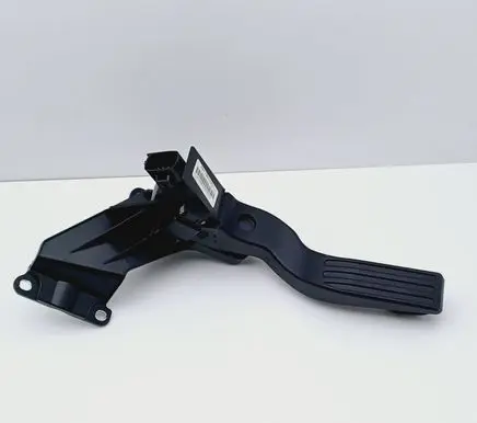 Ford Mondeo Mk III Accelerator throttle pedal 