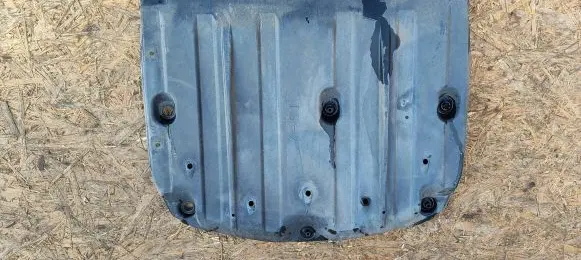 Lexus IS 220D-250-350 Engine splash shield/under tray 5840153010