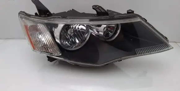Mitsubishi Outlander Headlight/headlamp P5584