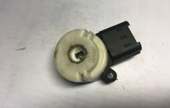 Toyota Avensis T250 Ignition lock contact 