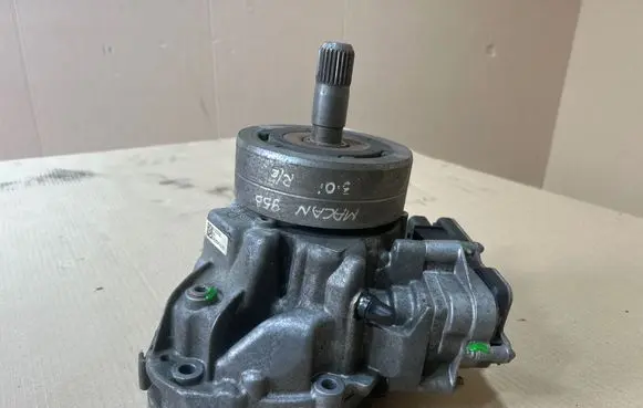 Porsche Macan (95B) Gearbox transfer box case 95B927755B