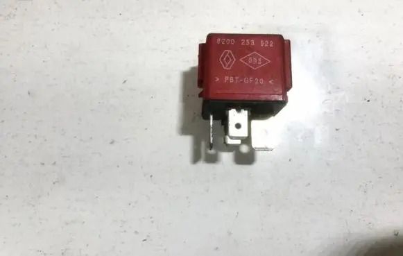 Renault Scenic I Other relay 8200253922 20240040