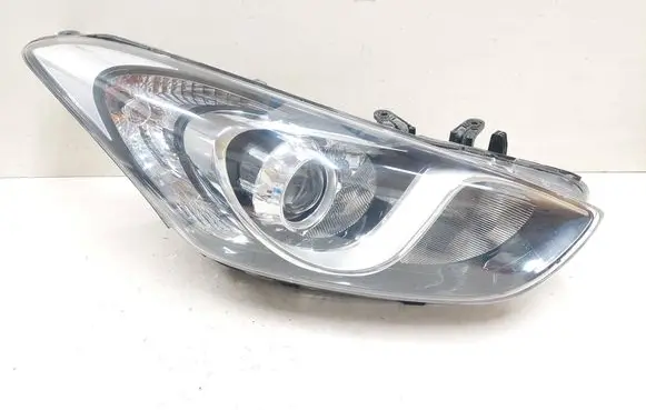 Hyundai i30 Headlight/headlamp 92102A6020 92102A6010 92102A6000