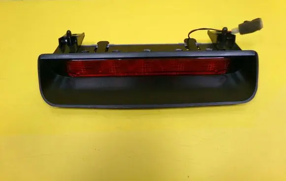 Chevrolet Rezzo Third/center stoplight 0310-1007262
