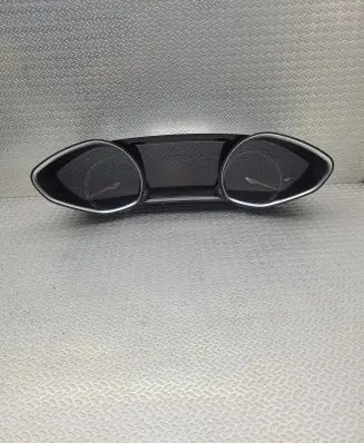 Peugeot 308 Speedometer (instrument cluster) 9825206280