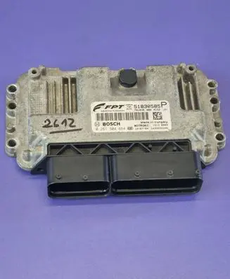 Alfa Romeo Mito Engine control unit/module 51830585 0261S04664