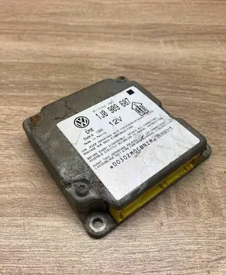 Volkswagen PASSAT B5 Airbag control unit/module 1J0909607 5WK4199
