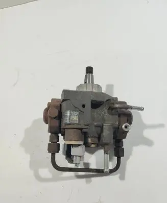 Toyota Hilux (AN10, AN20, AN30) Fuel injection high pressure pump 2210030040 030010J11 304610