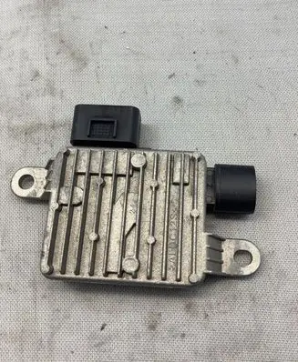 Hyundai Kona I Fan control module 25385D9000 PA66GF17 CL282005111155