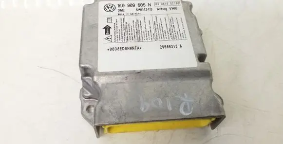 Volkswagen Jetta V Airbag control unit/module 1K0909605N 5WK43413