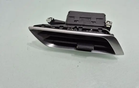 Dashboard side air vent grill/cover trim