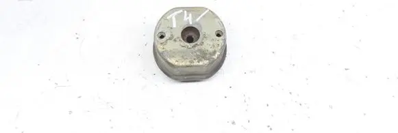 Volkswagen Multivan T4 Engine mount bracket 701199201