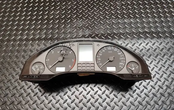 Audi A8 S8 D2 4D Speedometer (instrument cluster) 4D0919033G