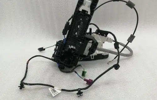 Mercedes-Benz SL R231 Front door lock motor A2047203635