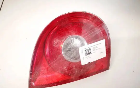 Volkswagen Golf V Tailgate rear/tail lights 1K6945093F