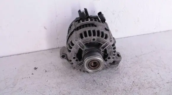 Volvo V70 Generator/alternator 6G9N10300HD 0121615005