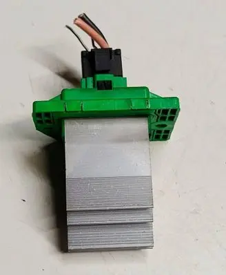 Hyundai ix35 Heater blower motor/fan resistor AW2F18