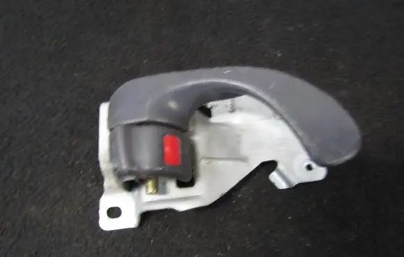 Mitsubishi Galant Front door interior handle