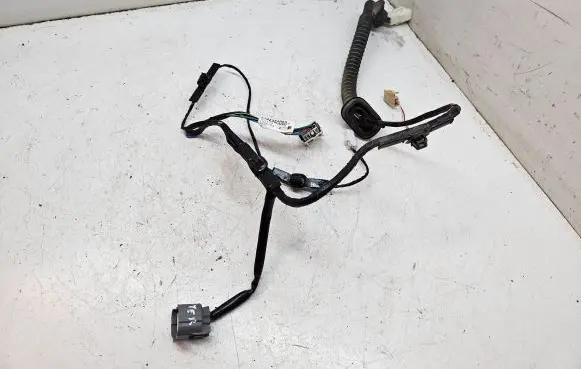 Subaru Forester SH Rear door wiring loom 81823SC000