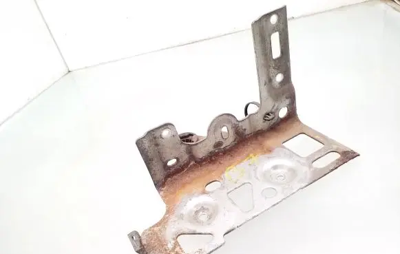 Battery tray