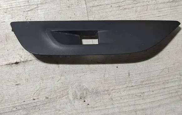 Peugeot 2008 II Other interior part 9826360077