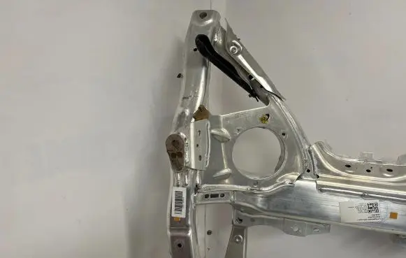 BMW 7 G70 Front subframe 1818221681 18221681 A0286691
