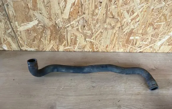 Renault Clio III Coolant pipe/hose 