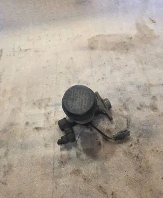 Mitsubishi Pajero Master brake cylinder 