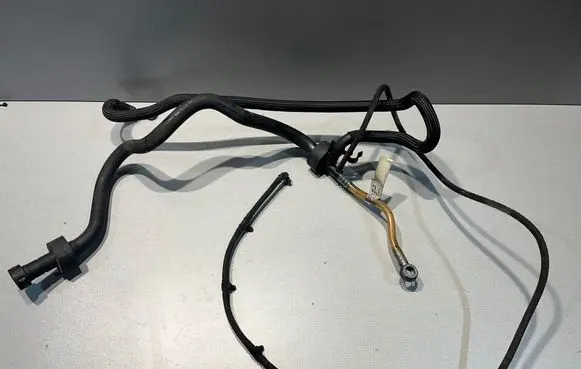 BMW 3 E92 E93 Fuel return line/hose 780166302 7801663