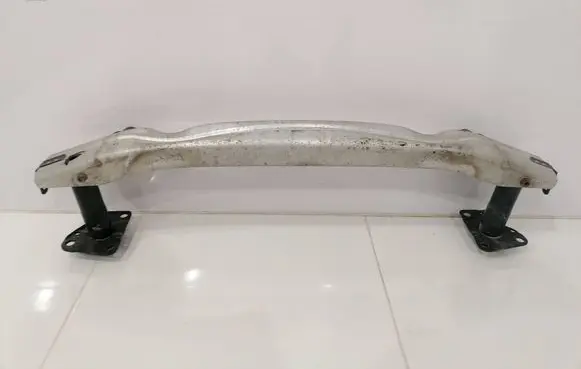 Audi A4 S4 B7 8E 8H Front bumper cross member