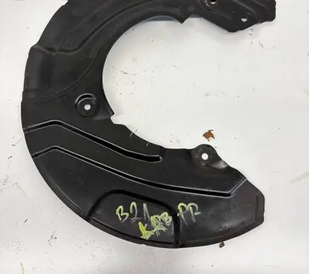 BMW 3 E90 E91 Front brake disc dust cover plate 34116787320 6787320 34116766910
