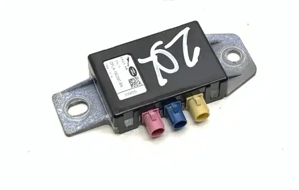 Jaguar F-Type Aerial antenna amplifier DPLA19C097BA