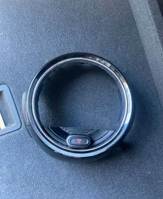 Radio/GPS head unit trim