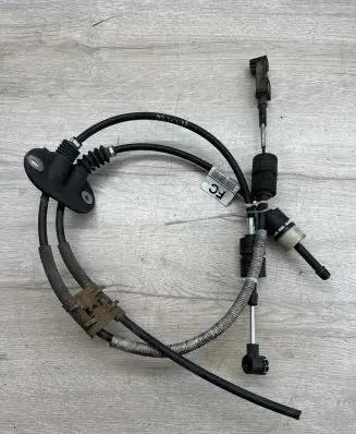 Ford Mondeo MK IV Gear shift cable linkage 7G9R7E395FC