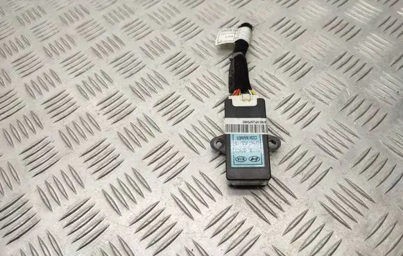 Hyundai i40 Seat heating relay 881963Z000