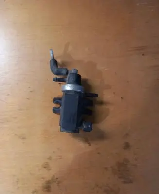 Audi A6 S6 C5 4B Turbo solenoid valve 1H0906627