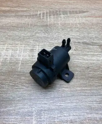 Renault Trafic II (X83) Turbo solenoid valve 7700113071