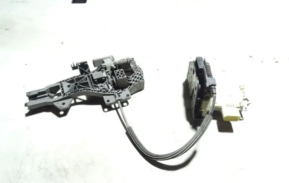 Audi Q7 4L Rear door lock 34839016