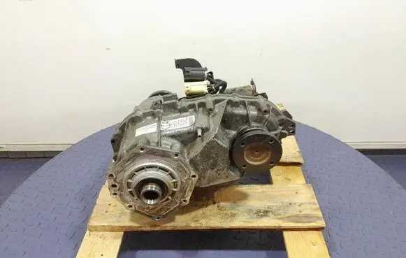 KIA Sorento Gearbox transfer box case 473004C211