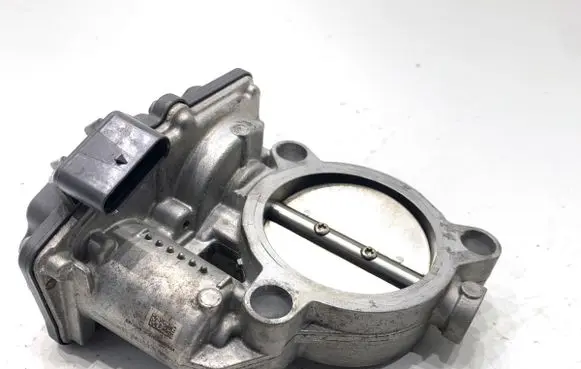 BMW 5 G30 G31 G38 Engine shut-off valve 7619008