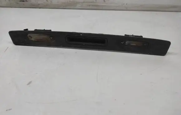 Volvo V70 Number plate light 31301162 31301163