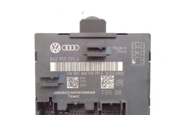 Audi A4 S4 B8 8K Door control unit/module 8K0959795A