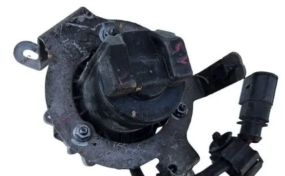 Audi A3 S3 8V Secondary air pump 04e959231a