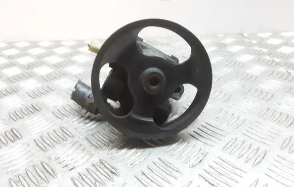 Mazda 3 I Power steering pump