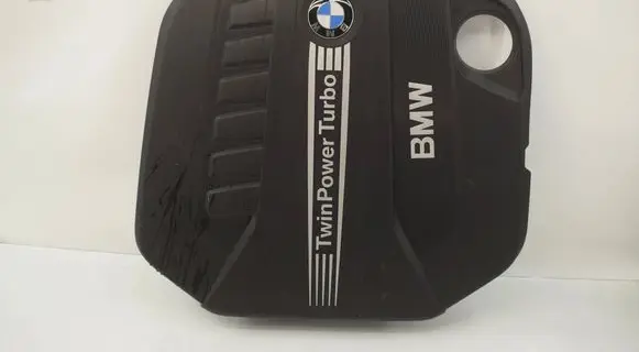 BMW 5 F10 F11 Engine cover (trim) 8513452 11148513452