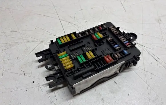 BMW 2 F22 F23 Fuse box set 9337880 19446000001 10062015