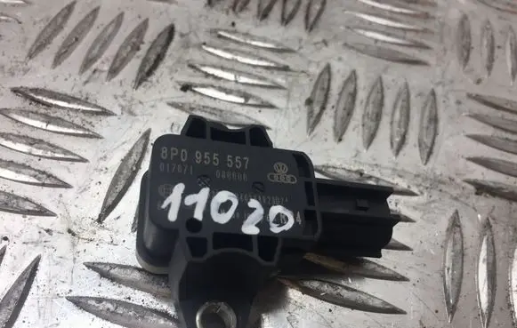 Audi A3 S3 8P Airbag deployment crash/impact sensor 8P0955557 11020
