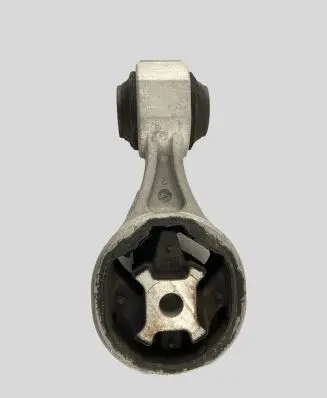 Nissan X-Trail T32 Engine mounting bracket 113504BA0A