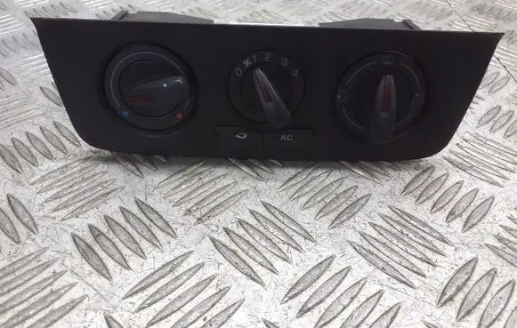 Seat Ibiza IV (6J,6P) Interior fan control switch 6J0820045A