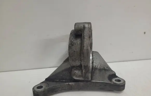 Opel Insignia A Driveshaft support bearing bracket 13219107
